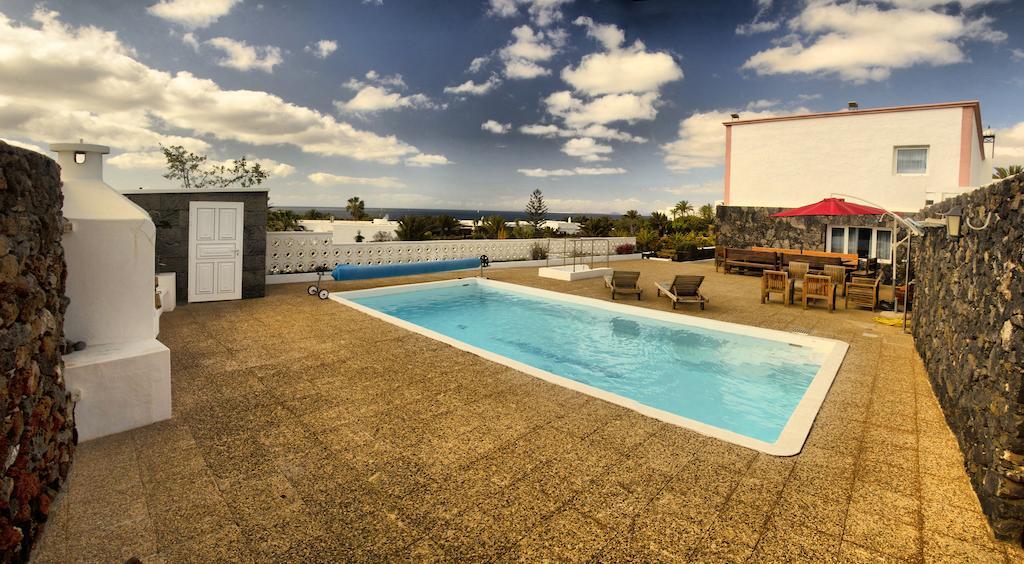 Casa Juanita Apartment Пуерто Калеро Екстериор снимка